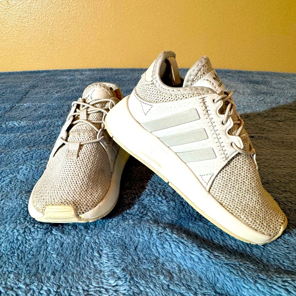 Baby ADIDAS Unisex size 6